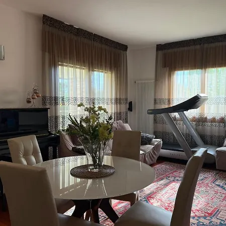 With Pool 10 Minutes From Venice * Villa Cameroni