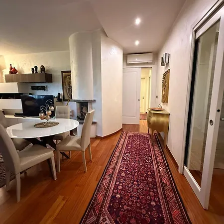 With Pool 10 Minutes From Venice * Villa Cameroni